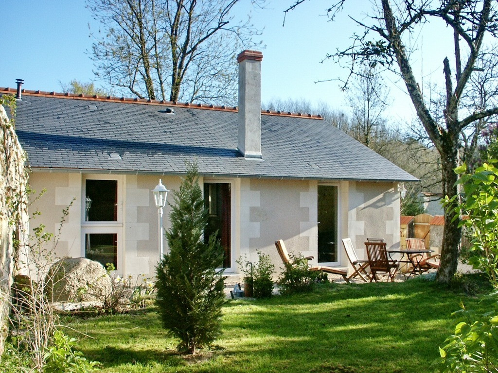photo 0